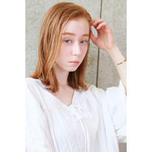 ナチュラルミディアムボブ