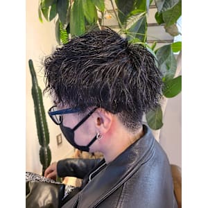 ツイストパーマ - 半個室型美容室 Sourire 新宮店【ハンコシツガタビヨウシツ スーリール シングウテン】掲載中