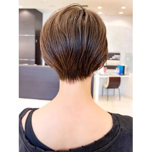 大人ナチュラルショート