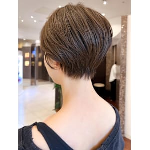 大人ナチュラルショート