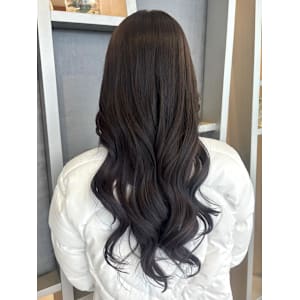 冬に映える♪柔らかロングレイヤー×透明感カラー - VISAGE plus【ヴィサージュ プラス】【ヴィサージュ プラス】掲載中