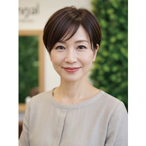 40-50代にオススメ★ナチュラル小顔ショート