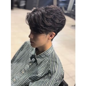 センターパート×ニュアンスパーマ×フェザーパーマ×men's