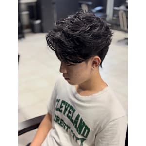 センターパート×ニュアンスパーマ×フェザーパーマ×men's