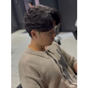 センターパート×ニュアンスパーマ×フェザーパーマ×men's