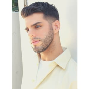 マリアーノ・ディ・ヴァイオ　風ヘアスタイル