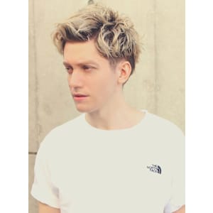 ラッキーブルースミス　風ヘアスタイル