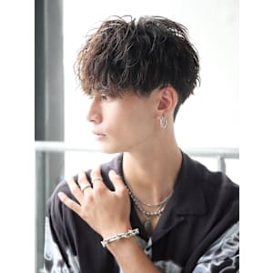 【無造作】ツイスト＋波巻きパーマ - LIPPS hair 梅田 annex【リップスヘアー】【リップスヘアー ウメダ アネックス】掲載中