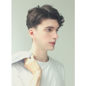 ティモシー・シャラメ　風　へアスタイル