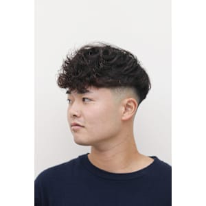 メンズ専門店 BARBERSHOP DALIE third