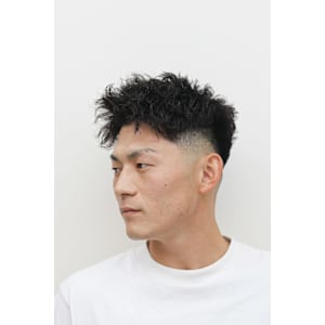 メンズ専門店 BARBERSHOP DALIE third