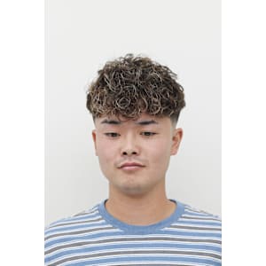 メンズ専門店 BARBERSHOP DALIE third