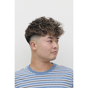 メンズ専門店 BARBERSHOP DALIE third