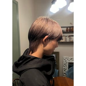 Yona Saint×スタイル