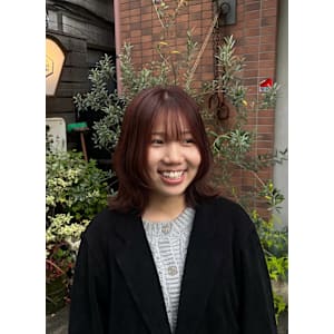 Yona Saint×スタイル