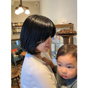 hair salon カミナ×スタイル