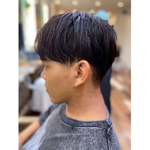 nina 【ニーナ】三軒茶屋×ツーブロック