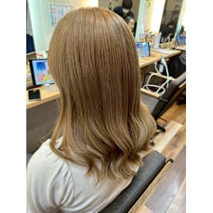 nina 【ニーナ】三軒茶屋×ベージュ