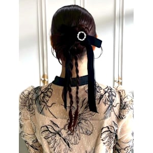 ヘアセット お呼ばれアレンジ タイトポニー ロープ編み - 髪質改善 SEPT. 天神大名【カミシツカイゼン セプト テンジンダイミョウ】掲載中