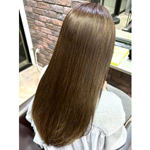 オリーブベージュ ダブルカラー ケアブリーチ 20代 ロング