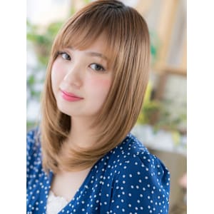 斜めバング外国人風バイカラー小顔セミディ　ヘーゼルブラウン