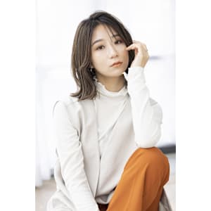 【Totia本通】フレンチボブ×カーキベージュ