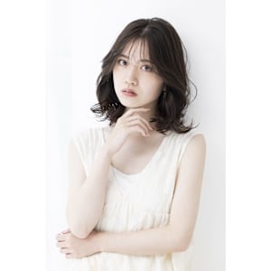 【Totia本通】くびれミディアム×アッシュオリーブ