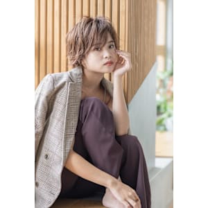 【Totia本通】大人スパイキーショート×カーキアッシ