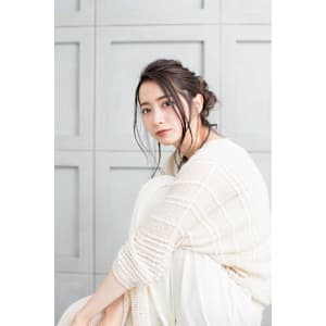 【Totia本通】大人ルーズアップ×くすみカラー