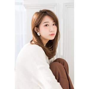 【Totia本通】小顔に見せるヘア×オリーブカラー