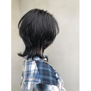 ブルーブラックウルフ - 半個室型美容室 Sourire 春日店【ハンコシツガタビヨウシツ　スーリール　カスガテン】掲載中