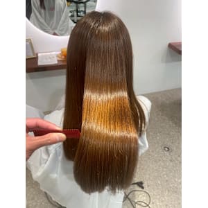 艶やか美髪ストレート - EARTH/E 吉祥寺店 ハイライト/髪質改善/縮毛矯正【アース　エレガンス　キチジョウジテン　ハイライト　カミシツカイゼン　シュクモウキョウセイ】掲載中