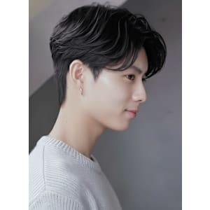 韓国マッシュ◎大人の色気を引き出す