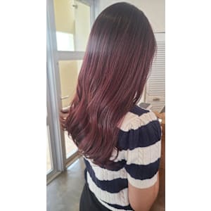 カシスレッド - 半個室型美容室 Sourire 新宮店【ハンコシツガタビヨウシツ スーリール シングウテン】掲載中