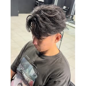 センターパート×ニュアンスパーマ×フェザーパーマ×men's