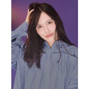 Mistoria透明感ストレート × 可愛い× 大人女性 - UNE ATTACHE【アンアタッシュ】掲載中