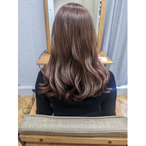 上品ベージュブラウン - aroot 町田店 酸性縮毛矯正/髪質改善カラー【アルート マチダテン サンセイシュクモウキョウセイ カミシツカイゼンカラー】掲載中