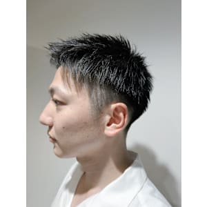 清潔感アップバングショート