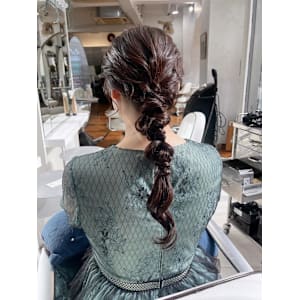 【お呼ばれヘア編みおろし】