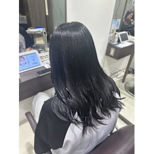 ブルーブラックカラー