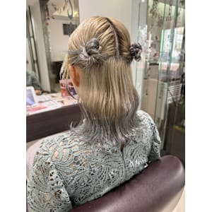 ハーフアップアレンジ