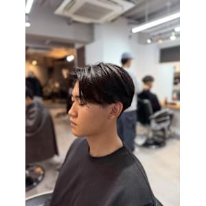 神田脩弥/センターパート/毛流れ - Vii men【ビーメン】掲載中