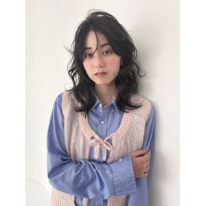 ミディアムカリーヘア