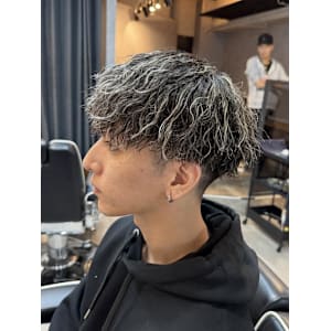  フェード/メンズ/大宮/ツイストスパイラル - Vii men【ビーメン】掲載中