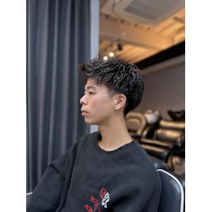 神田脩弥/アップバング/ツイストパーマ - Vii men【ビーメン】掲載中