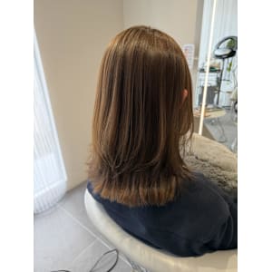 くびれウルフスタイル