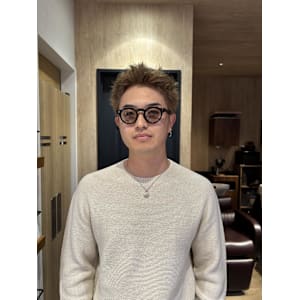 スパイキーショート／ベージュカラー／平塚美容室 - Muse by KENJE【ミューズバイケンジ】掲載中