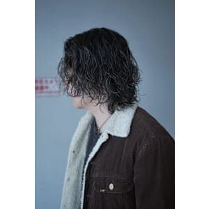 ミディアムパーマ／スパイラルパーマ - Muse by KENJE【ミューズバイケンジ】掲載中