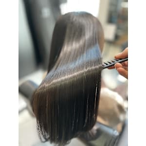 髪質改善専門サロンEmuest×スタイル - 髪質改善専門サロンEmuest【カミシツカイゼンセンモンサロンエミュスト】掲載中