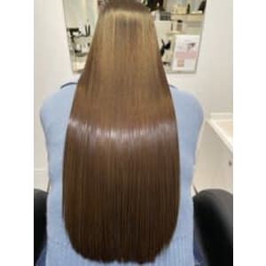 髪質改善専門サロンEmuest×スタイル - 髪質改善専門サロンEmuest【カミシツカイゼンセンモンサロンエミュスト】掲載中